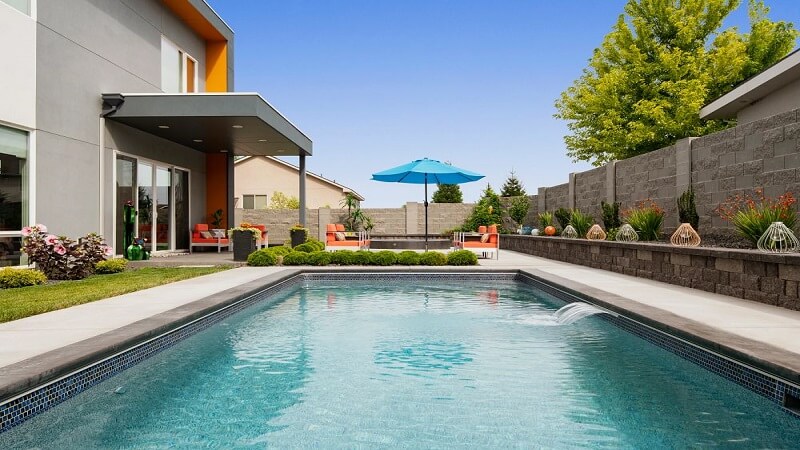 How to Refresh and Modernize Your Pool Deck